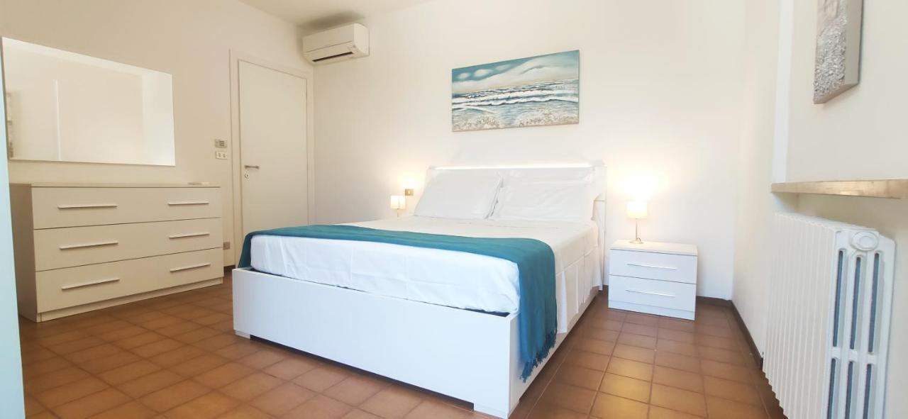 Sara Holiday Rentals Bardolino Exteriér fotografie